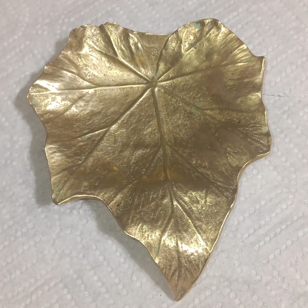 Vintage Brass Leaf Begonia Tray